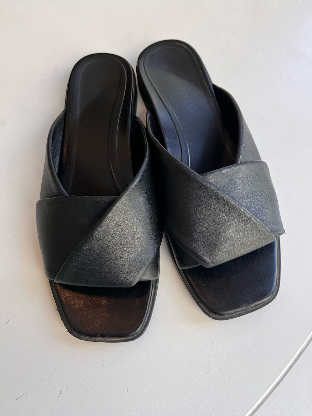 Vionic Black Crisscross Slide Sandals